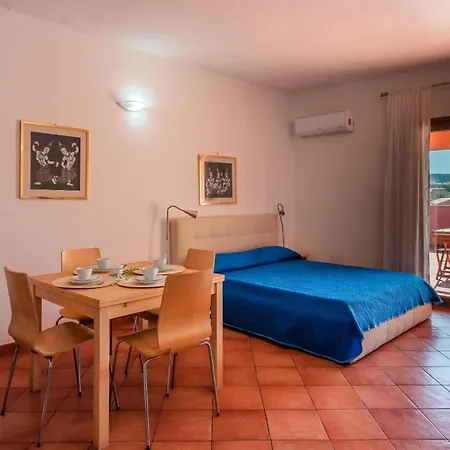 Relaxing Cristal Blu M4 Sleeps 4 Apartment