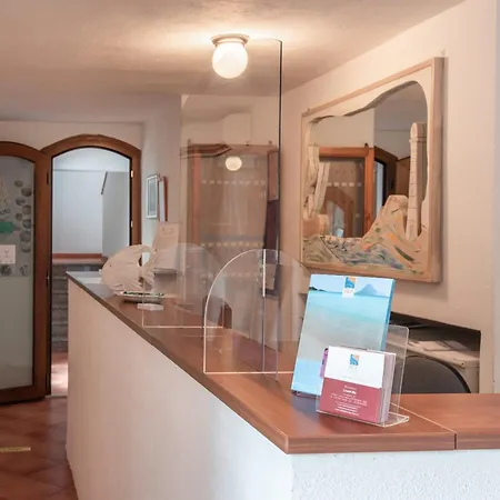 Relaxing Cristal Blu M4 Sleeps 4 Apartment Santa Teresa Gallura