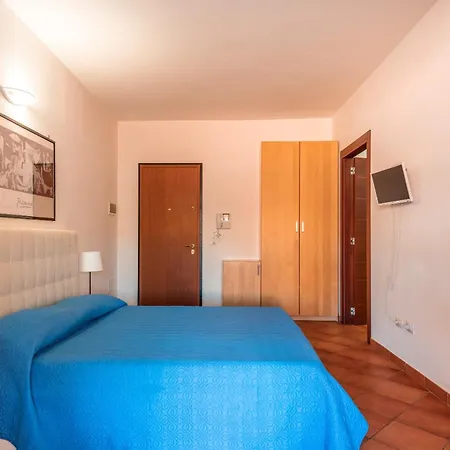 Relaxing Cristal Blu M4 Sleeps 4 * Santa Teresa Gallura